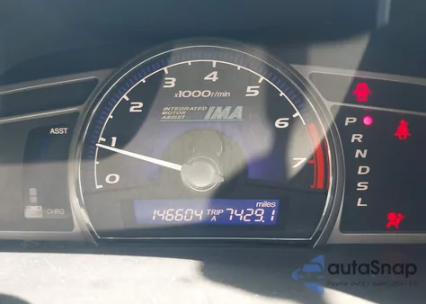 2010 Honda Civic Hybrid from USA, damaged, VIN JHMFA3F29AS005641